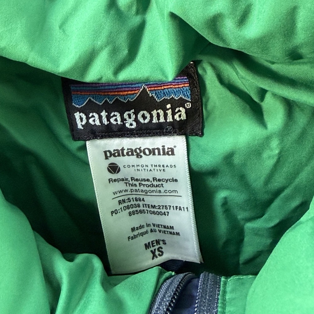 Patagonia Puffer Vest Mens XS Blue Goose Down Insulated Snap Front Hiking - Picture 3 of 10